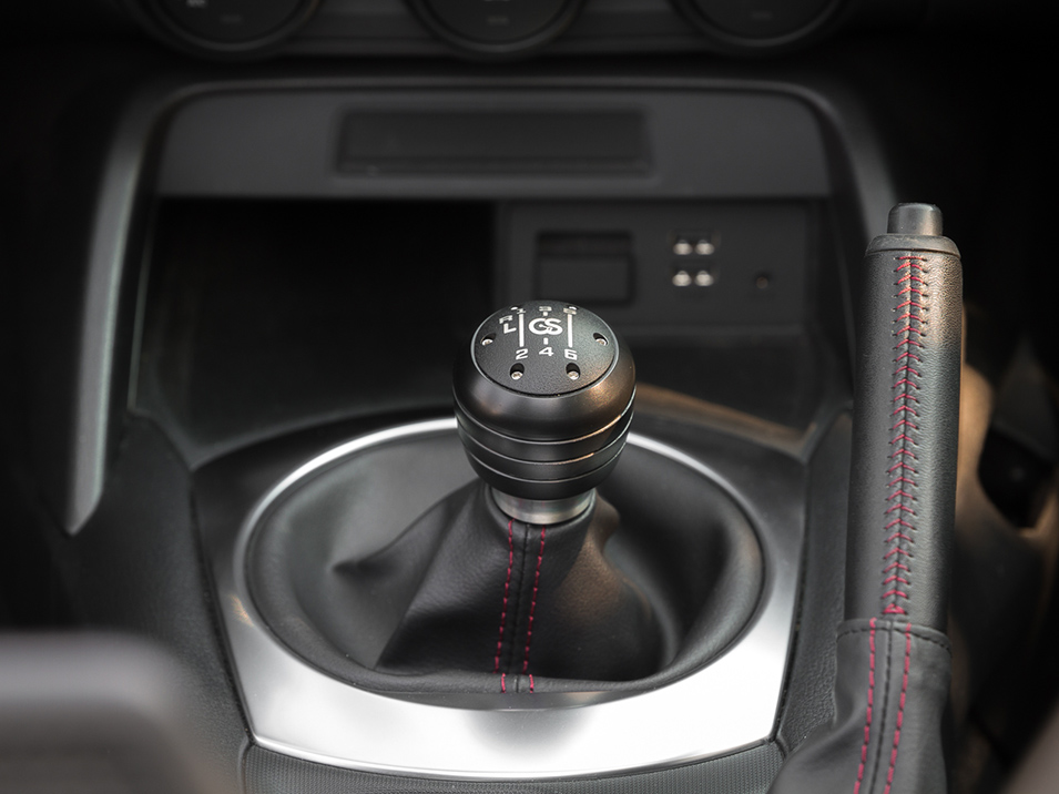 Swappable Shift Knob Cap installed on ND Miata MX-5