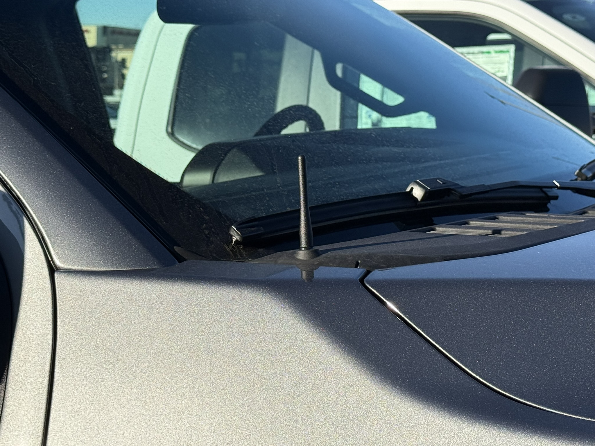 The Stubby Antenna for Ford F-250 Super Duty 5th Gen 2023 to 2023 Original