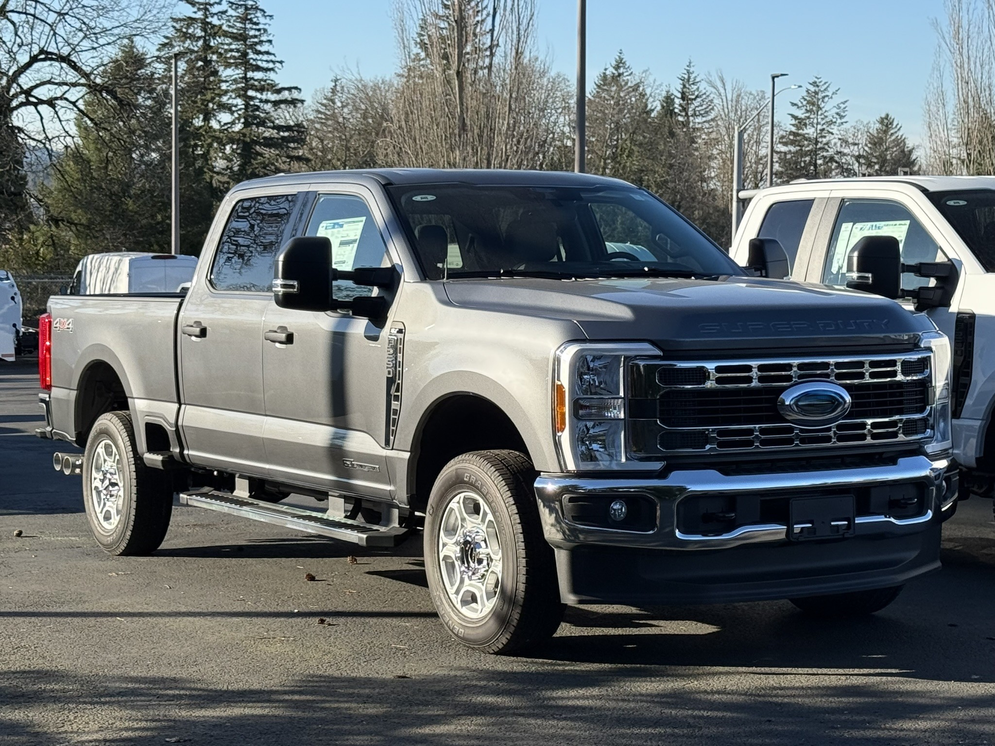 The Stubby Antenna for Ford F-250 Super Duty 5th Gen 2023 to 2023 Original