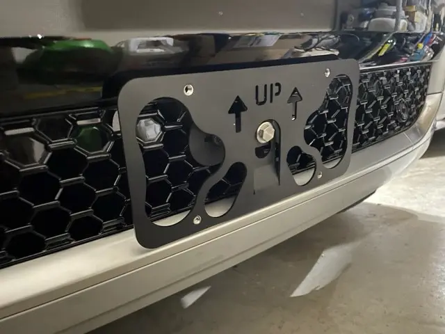 The Platypus License Plate Mount for Jeep Grand Cherokee WK2 2011 to 2024 Base