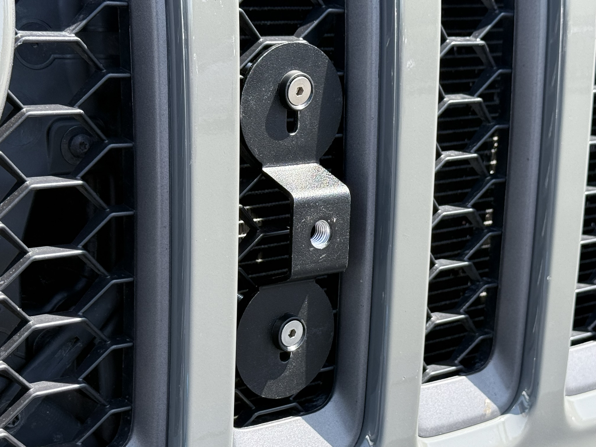 The Platypus License Plate Mount for Jeep Wrangler JL 2018 to 2024