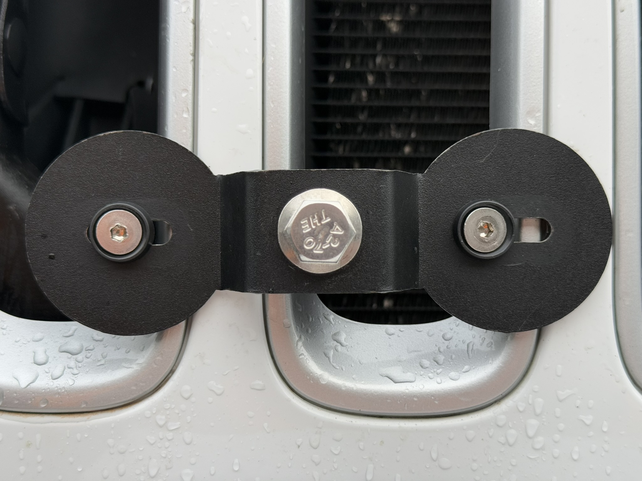 The Platypus License Plate Mount for Jeep Wrangler JK 2007 to 2018