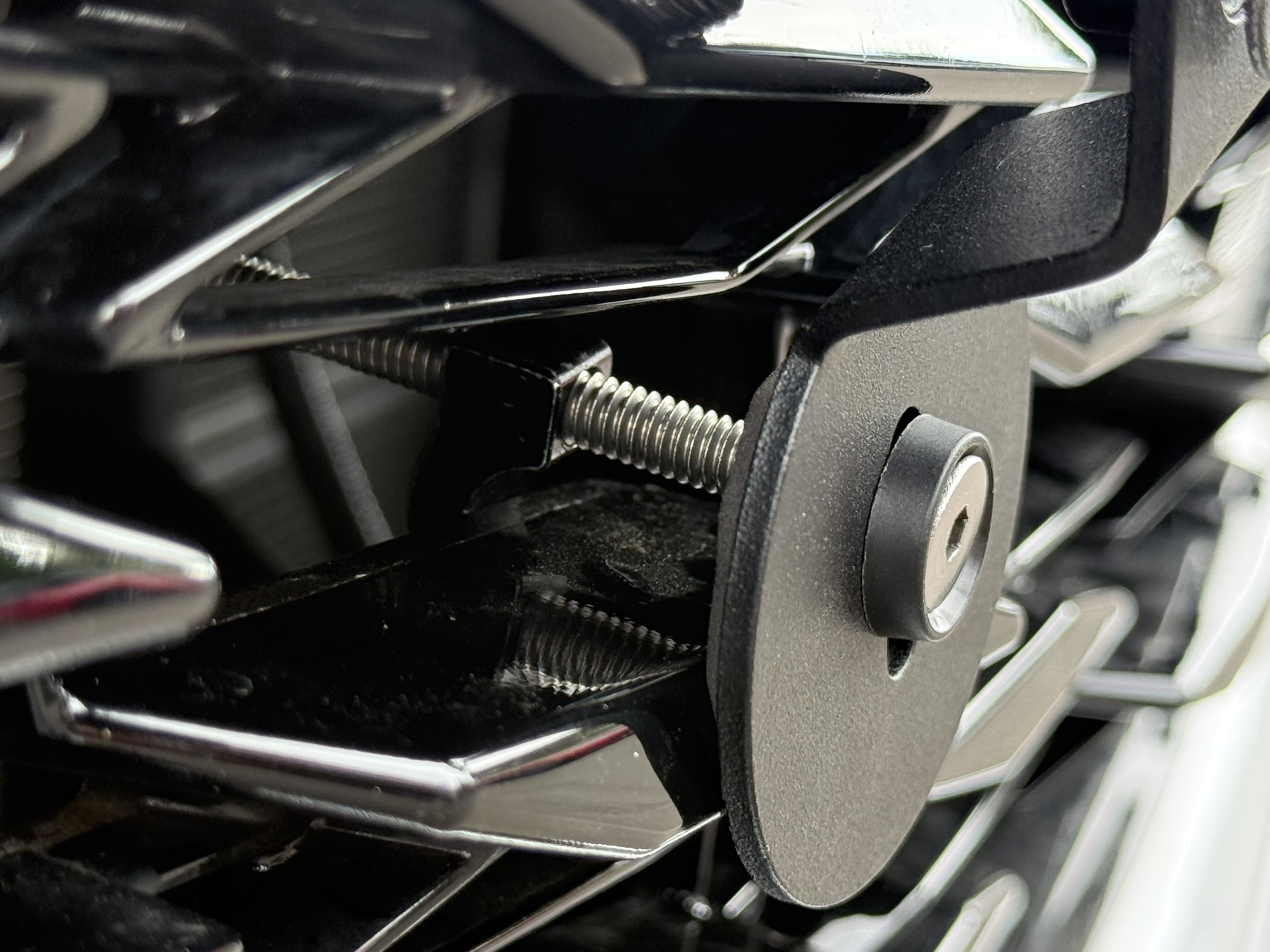 The Platypus License Plate Mount for Toyota Highlander Hybrid 4th gen XU70 2020 to 2025