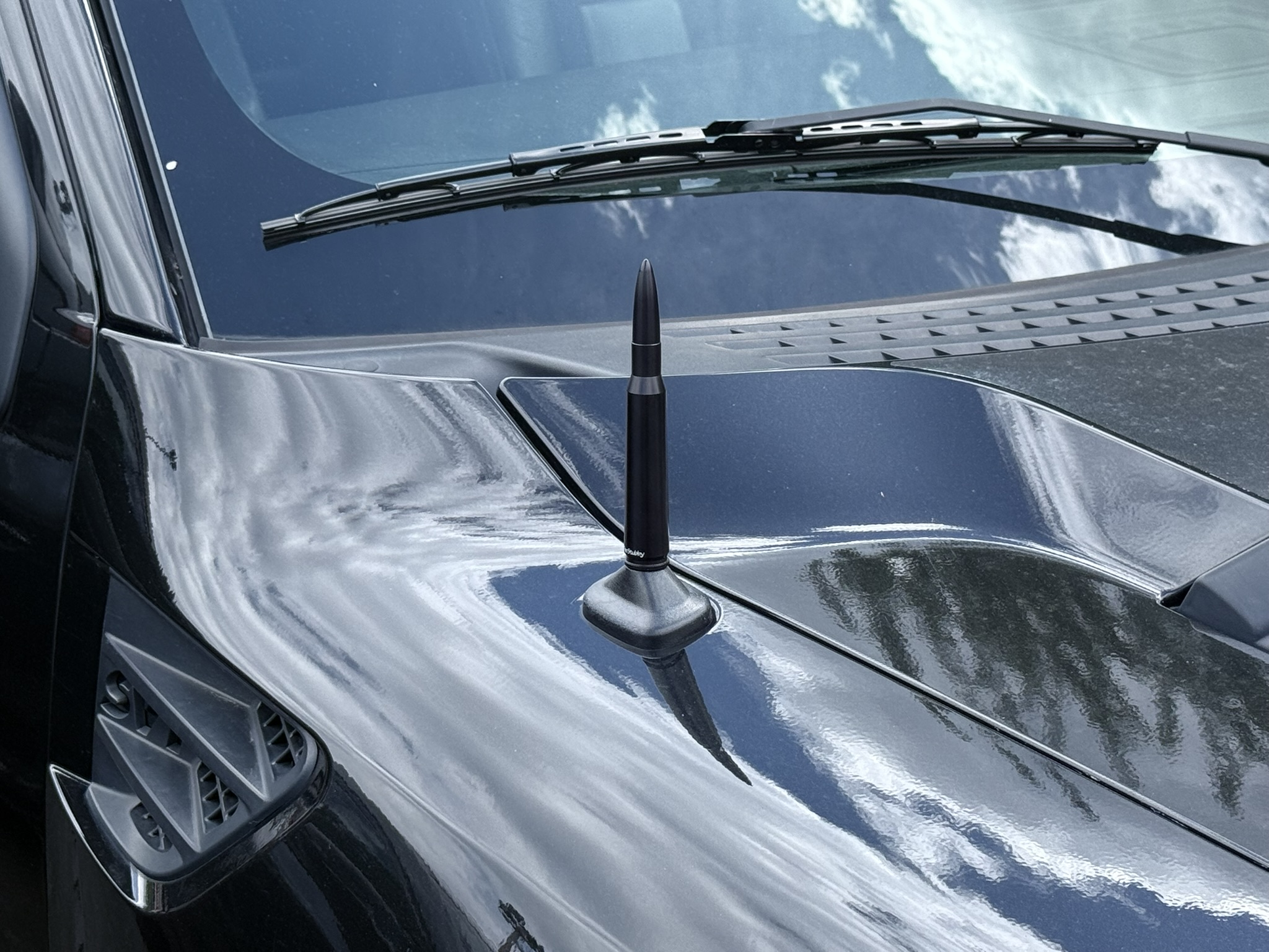 The Stubby Antenna for Ford F-150 Raptor 1st gen 2010 to 2014 Bullet