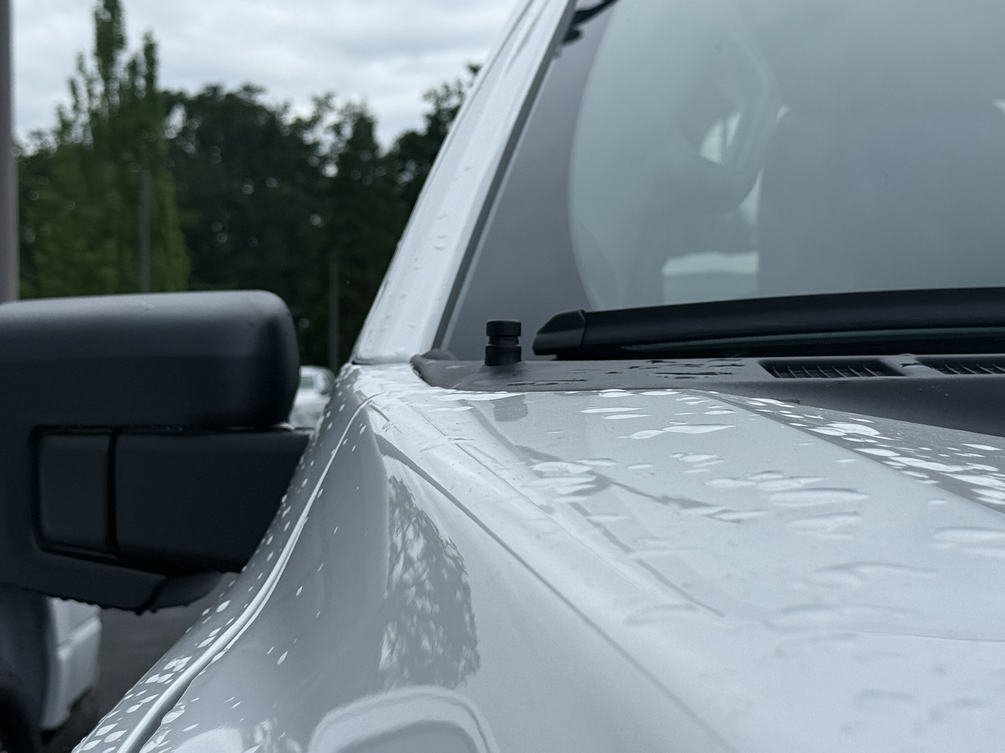 The Stubby Antenna for Ford F-150 14th gen 2021 to 2025 Untenna