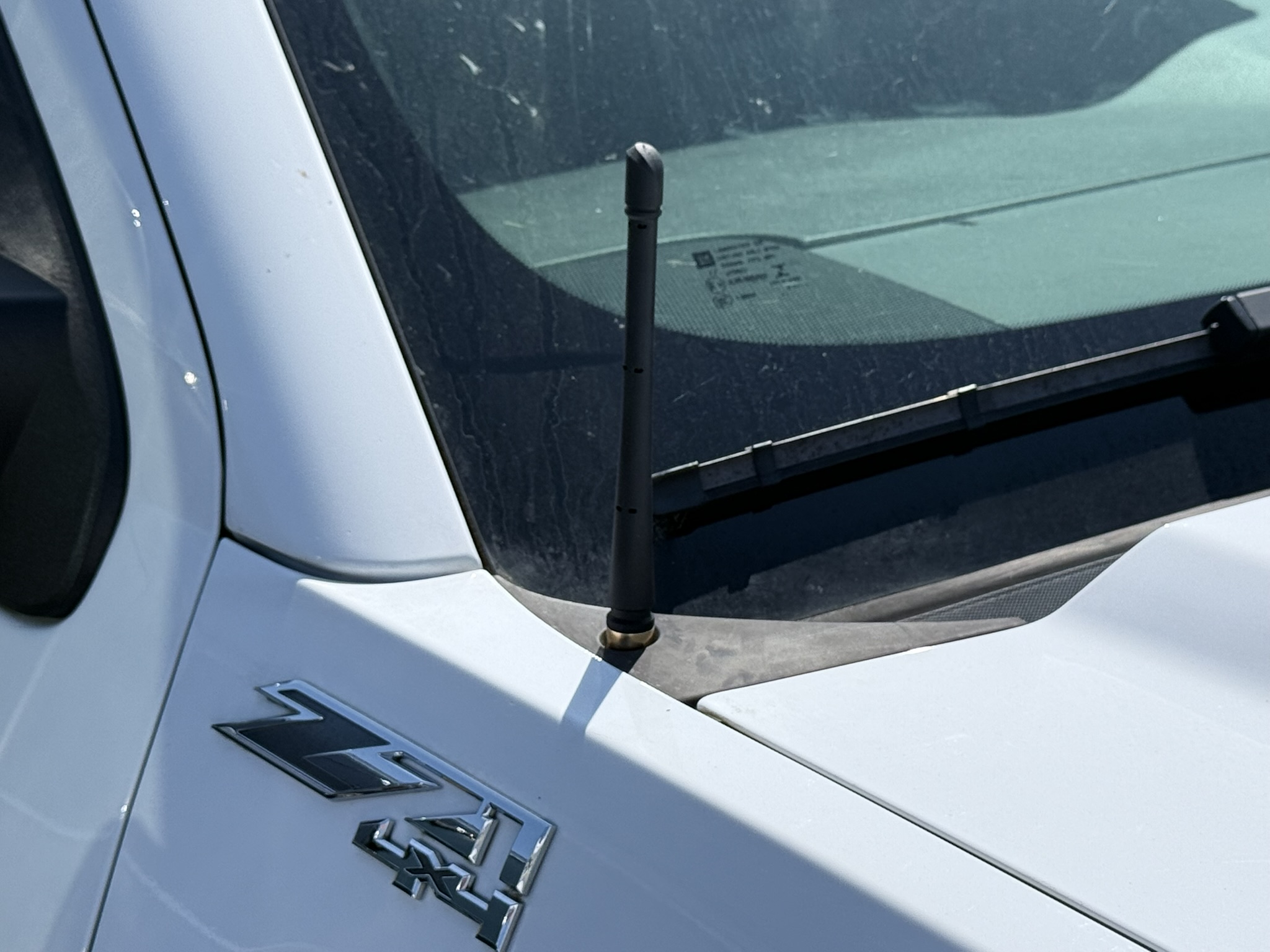 The Stubby Antenna for GMC Sierra 1500 4th gen 2014 to 2018 Flex