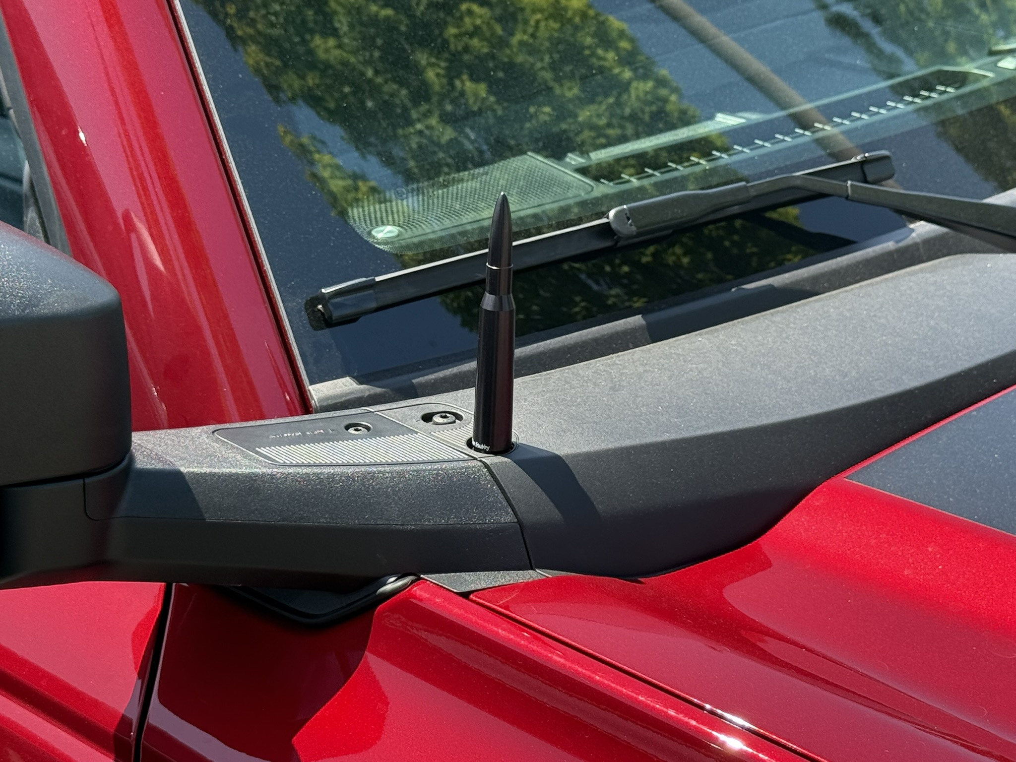 The Stubby Antenna for Ford Bronco 6th gen 2021 to 2025 Bullet Female Threads