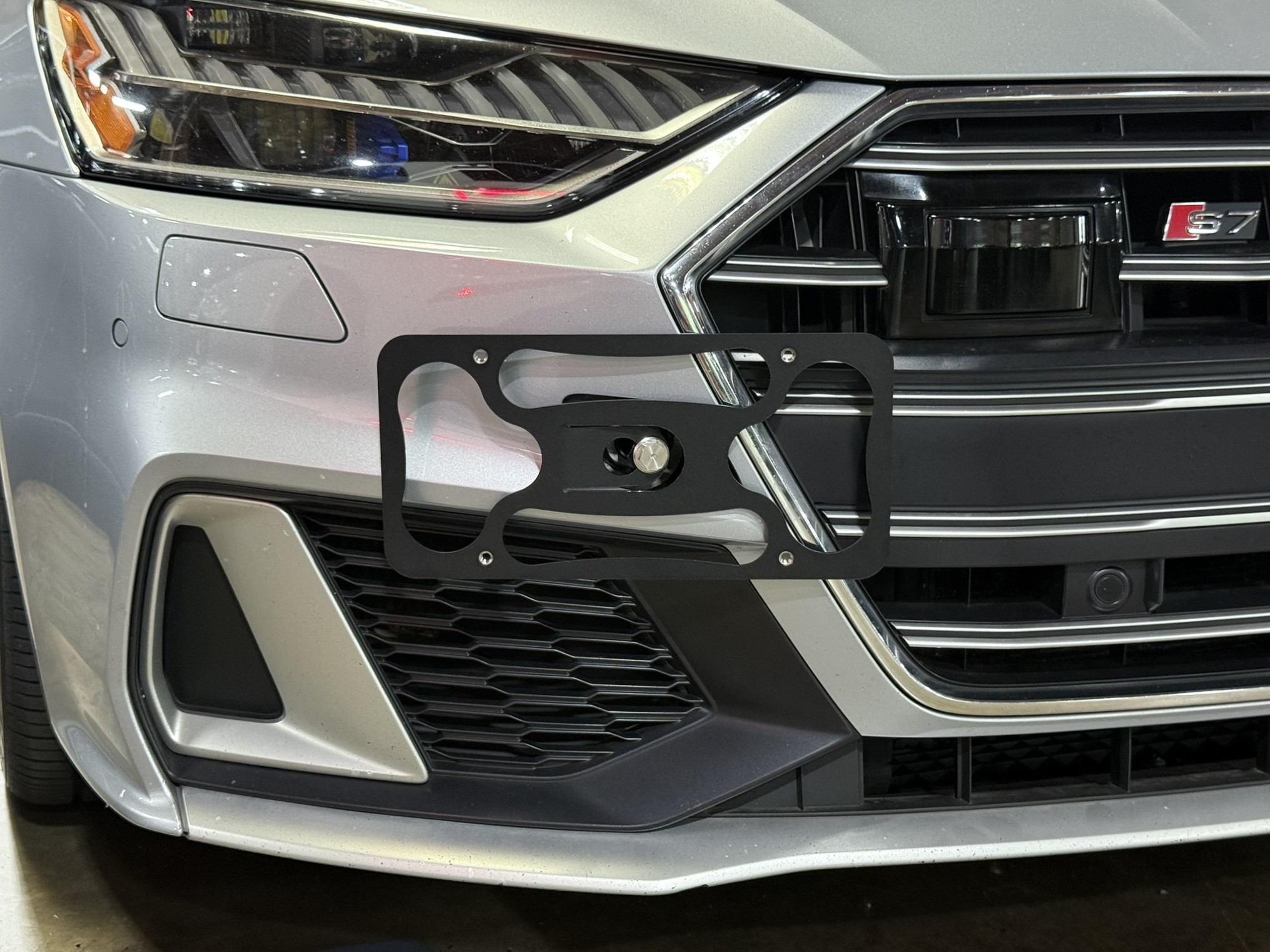 The Platypus License Plate Mount for Audi S7 C8-4K 2019 to 2025