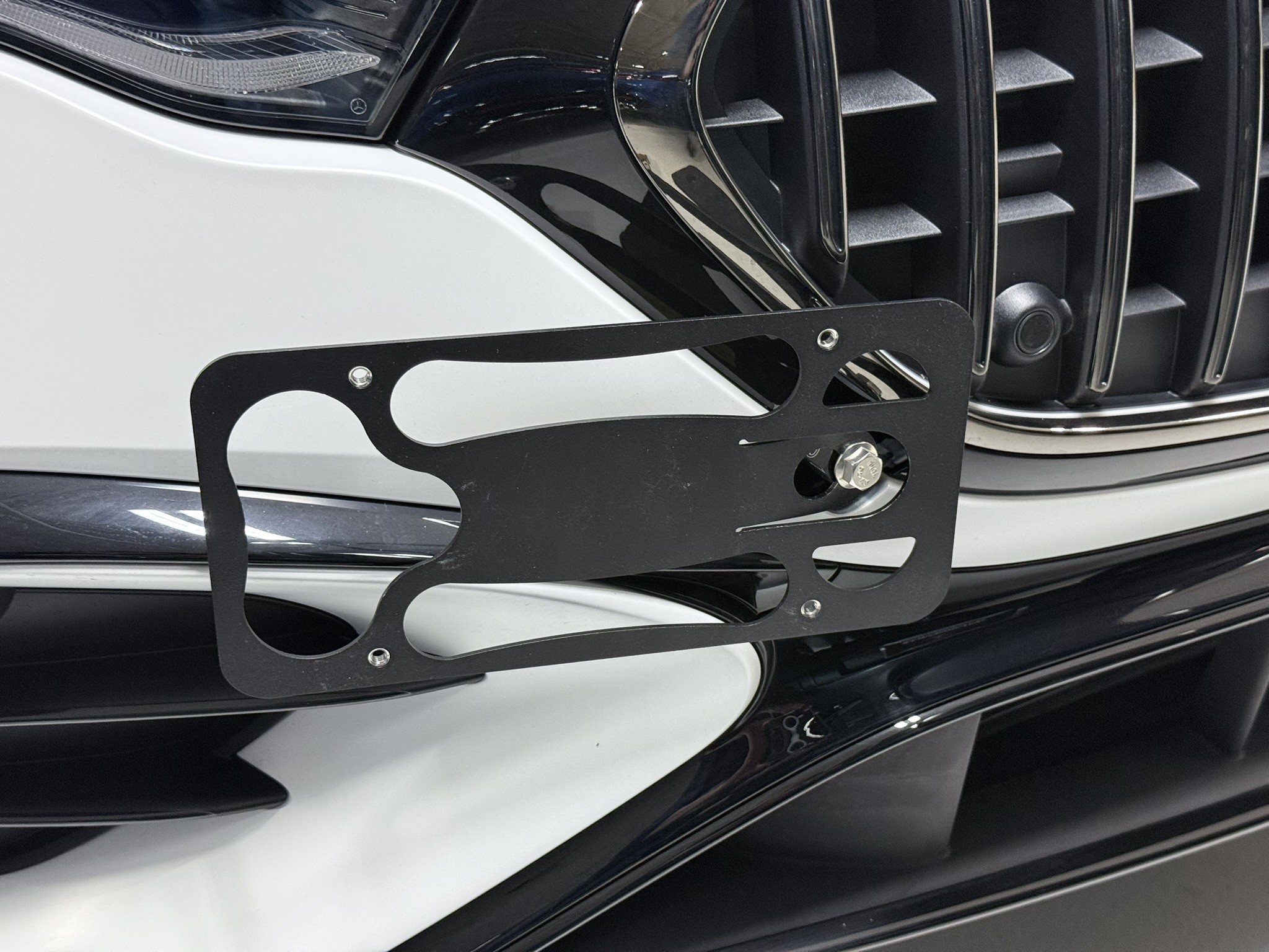 The Platypus License Plate Mount for Mercedes-Benz E-Class W214 2024 to 2025 AMG