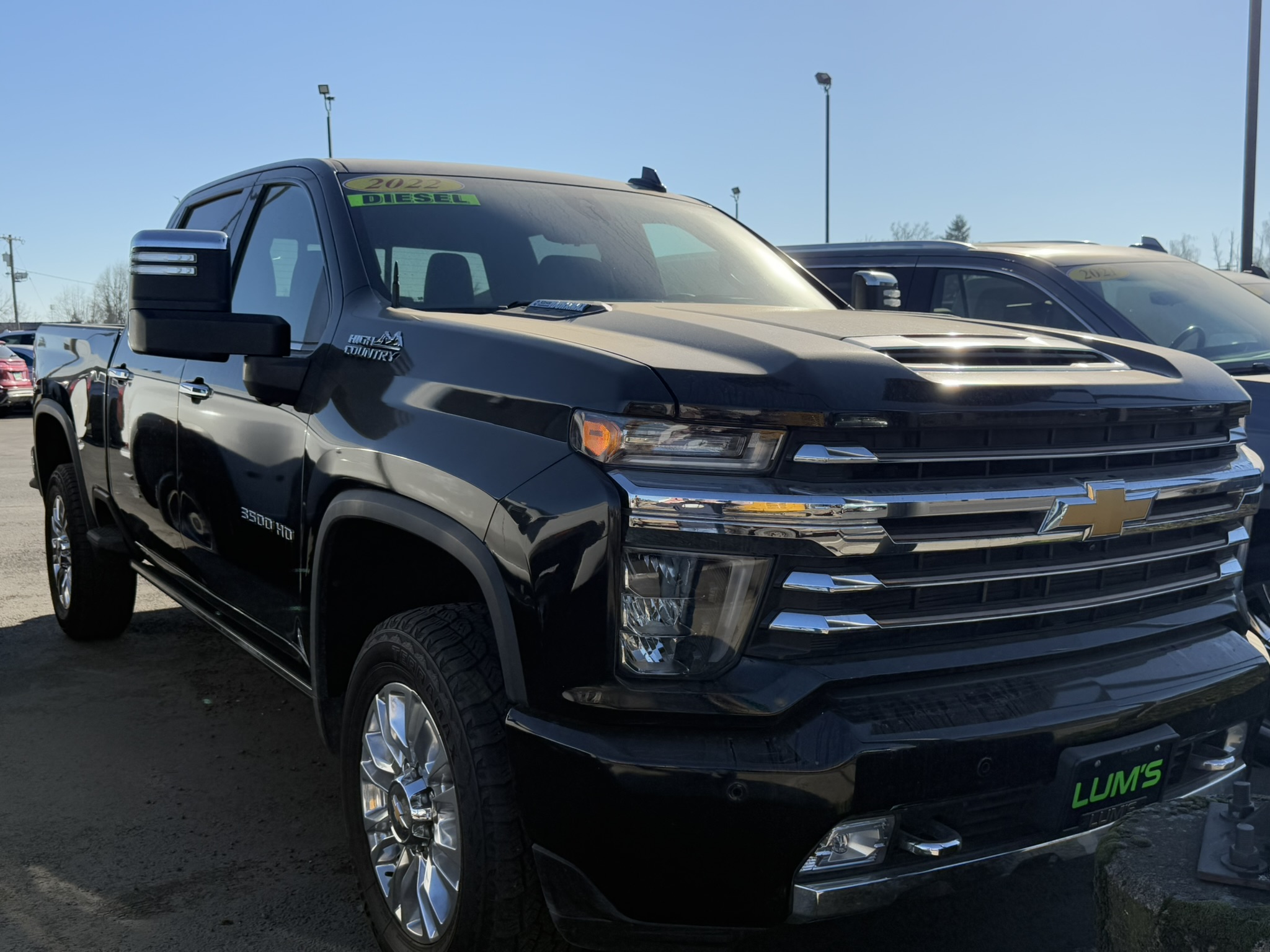 The Stubby Antenna for Chevrolet Silverado 2500HD 4th gen 2020 to 2025 Bullet