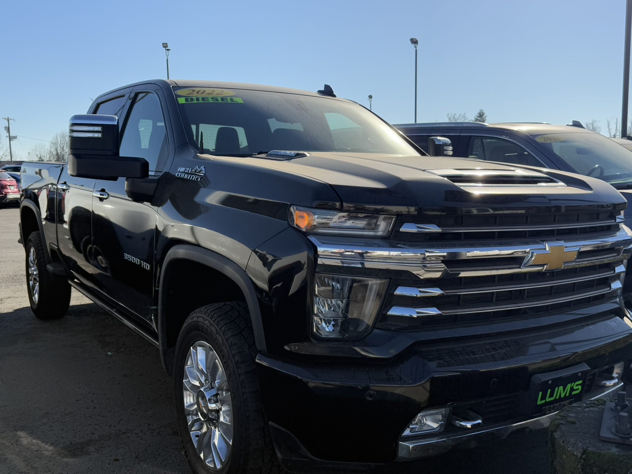 The Stubby Antenna for Chevrolet Silverado 3500HD 4th gen 2020 to 2025 Bullet