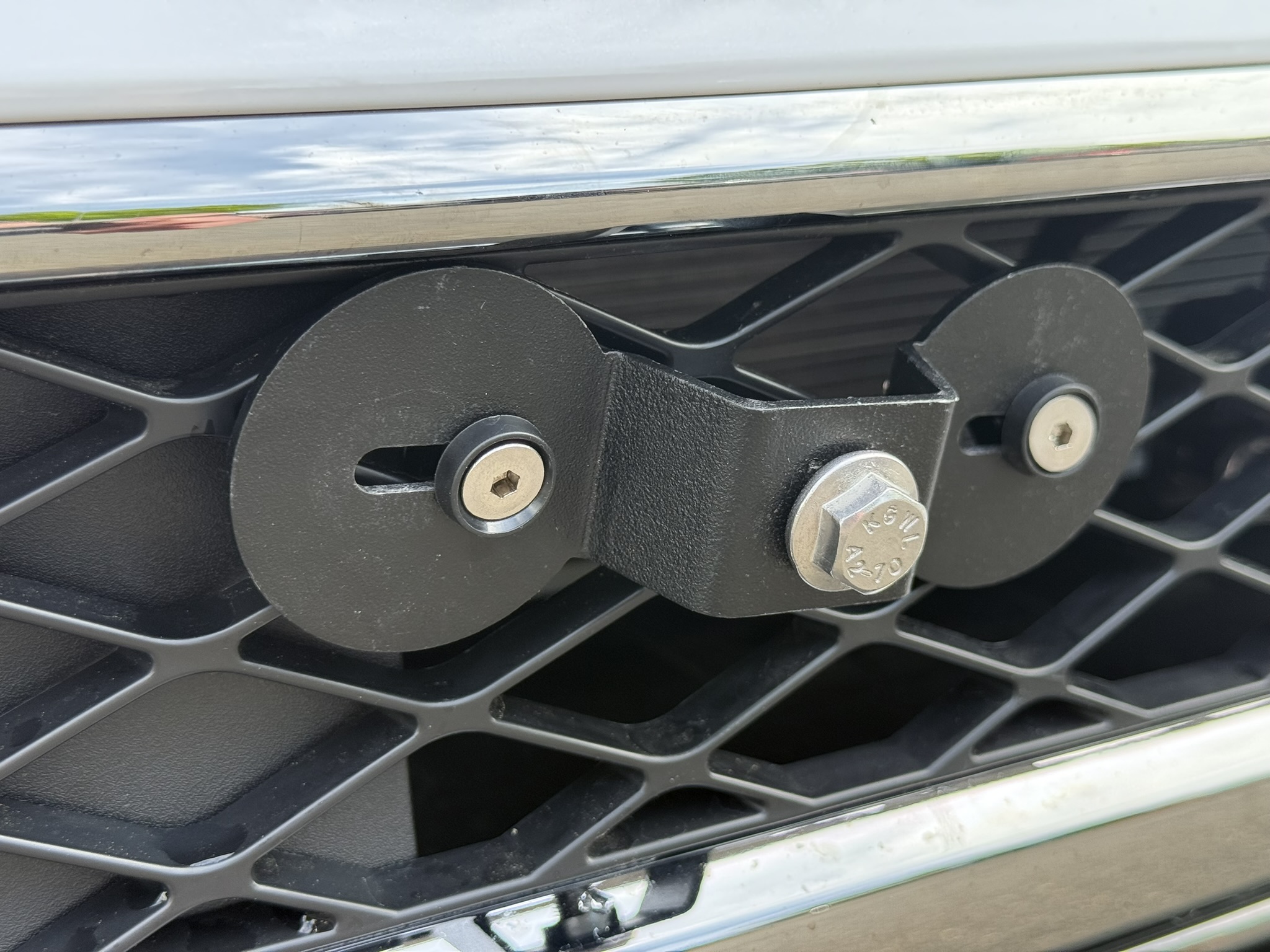 The Platypus License Plate Mount for Base, Select & Advanced trim Genesis GV70 2022 to 2026 2026+