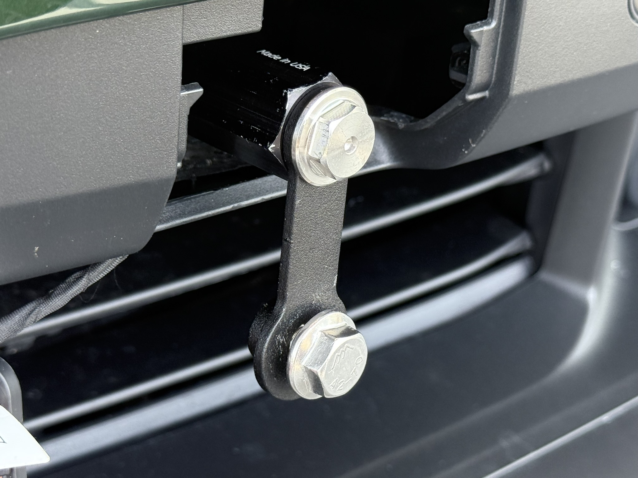 The Platypus License Plate Mount for Porsche Macan 2nd gen 2024 to 2026