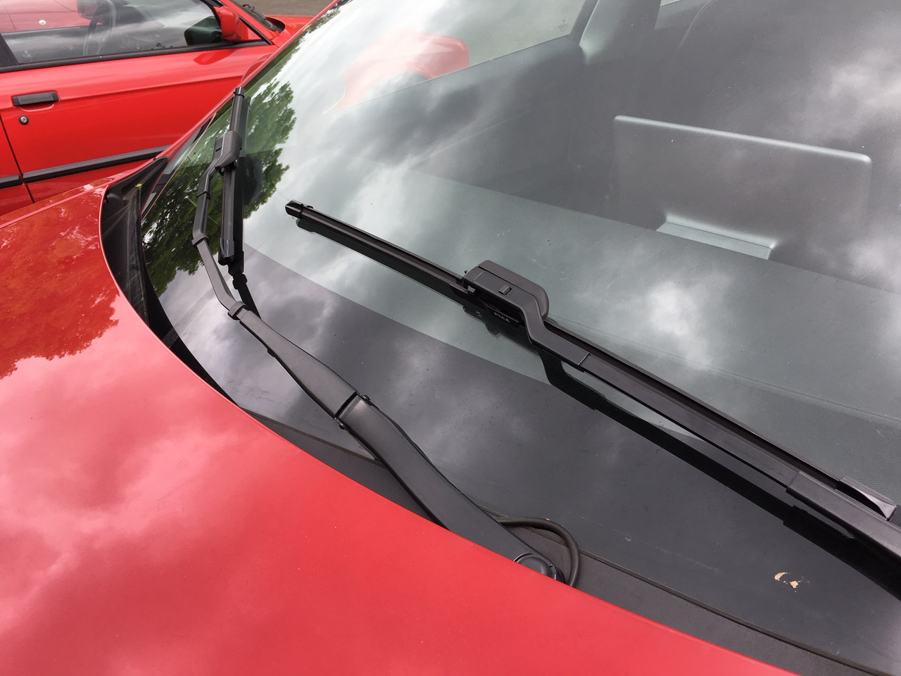 High Performance Wiper Blades for Tesla Model Y Juniper 2026 to 2028 PIAA Si-Tech Blade Kit (Driver and Passenger Blades)