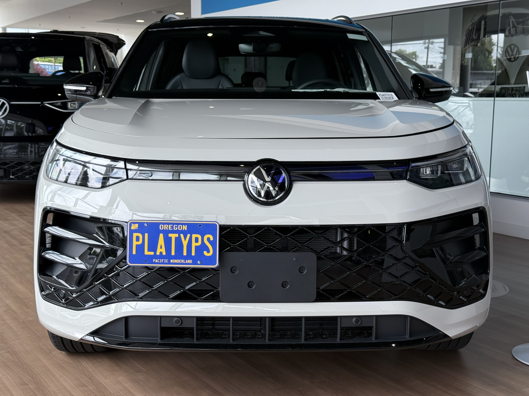 https://cdn11.bigcommerce.com/s-351ed/images/stencil/{:size}/products/30228/285776/the_platypus_license_plate_mount_for_volkswagen_tiguan_3rd_gen_2025_to_2026_L51KXDZ_30228__99873.1752185727.jpg?c=2