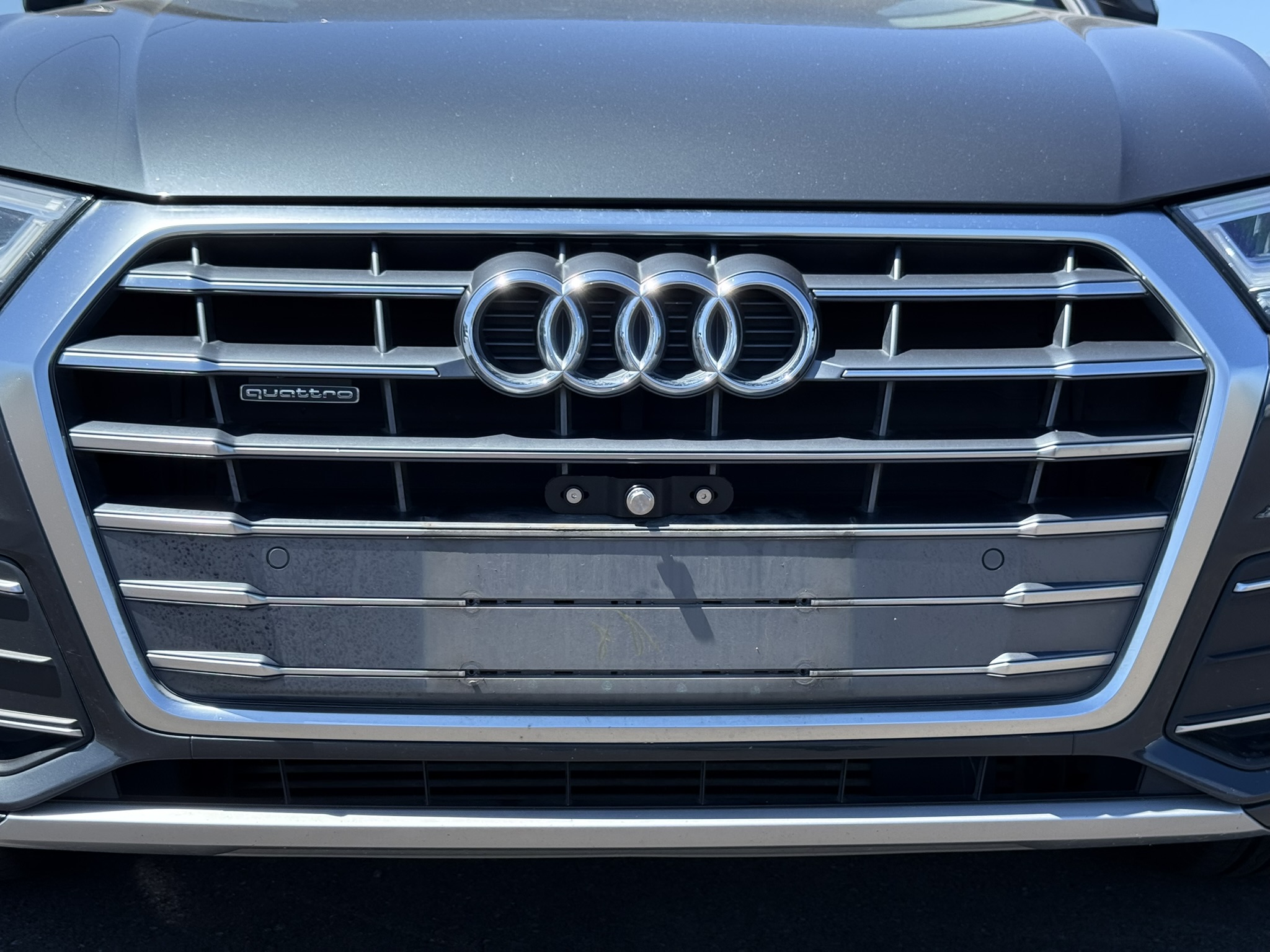 The Platypus License Plate Mount for Audi Q5 2nd gen 2018 to 2025 2018-2020 (Pre-facelift)