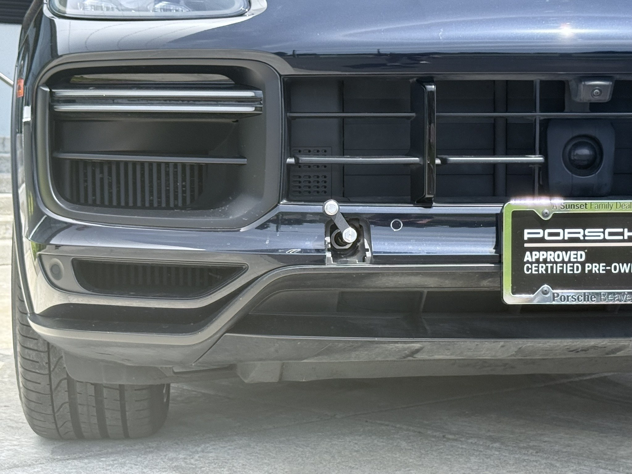 Recommended positioning of the included extension arm. 