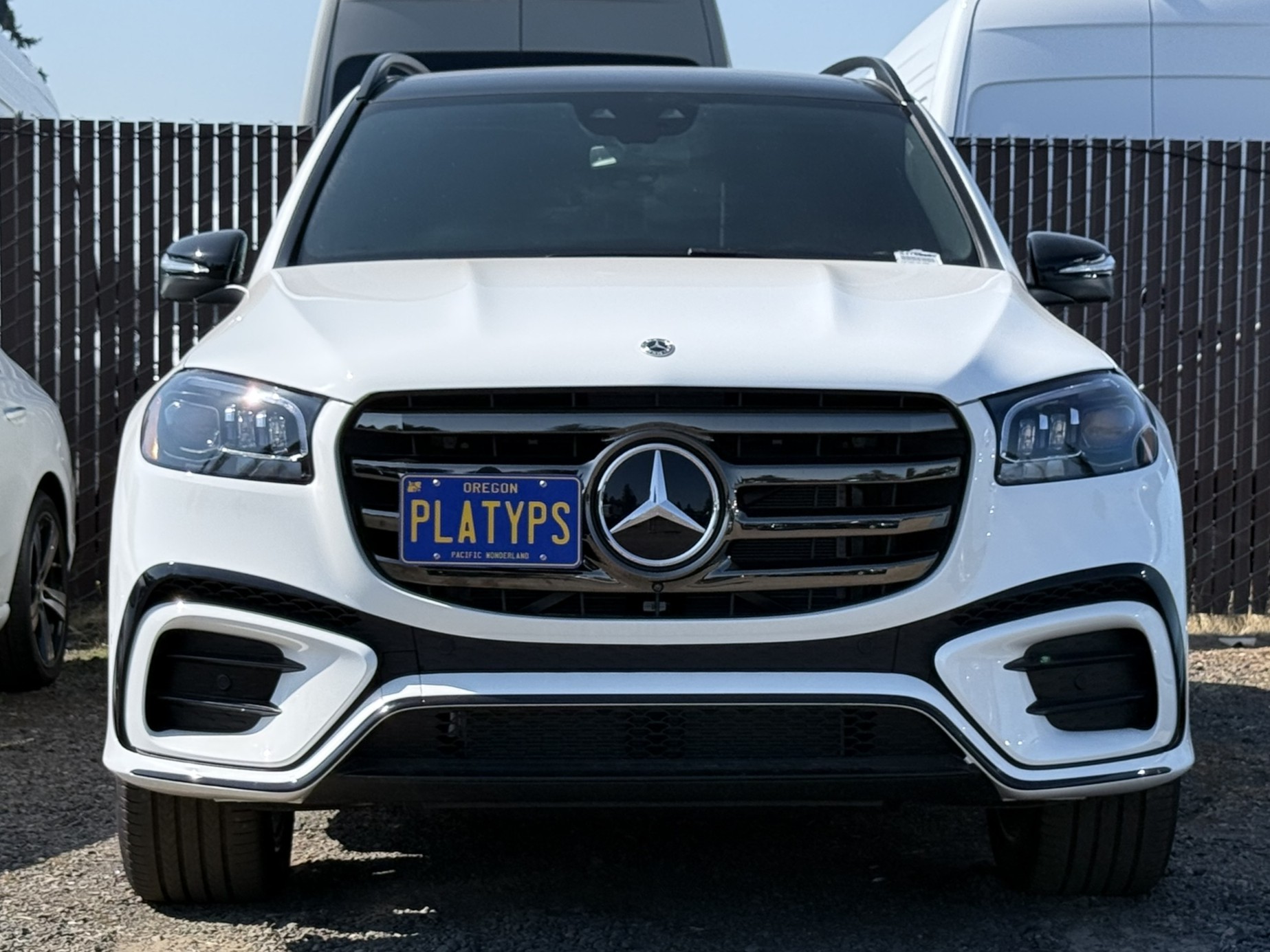 The Platypus License Plate Mount for Mercedes-Benz GLS-Class 3rd gen X167 2020 to 2026 2024+ (Facelift) GLS 580, AMG Line appearance package