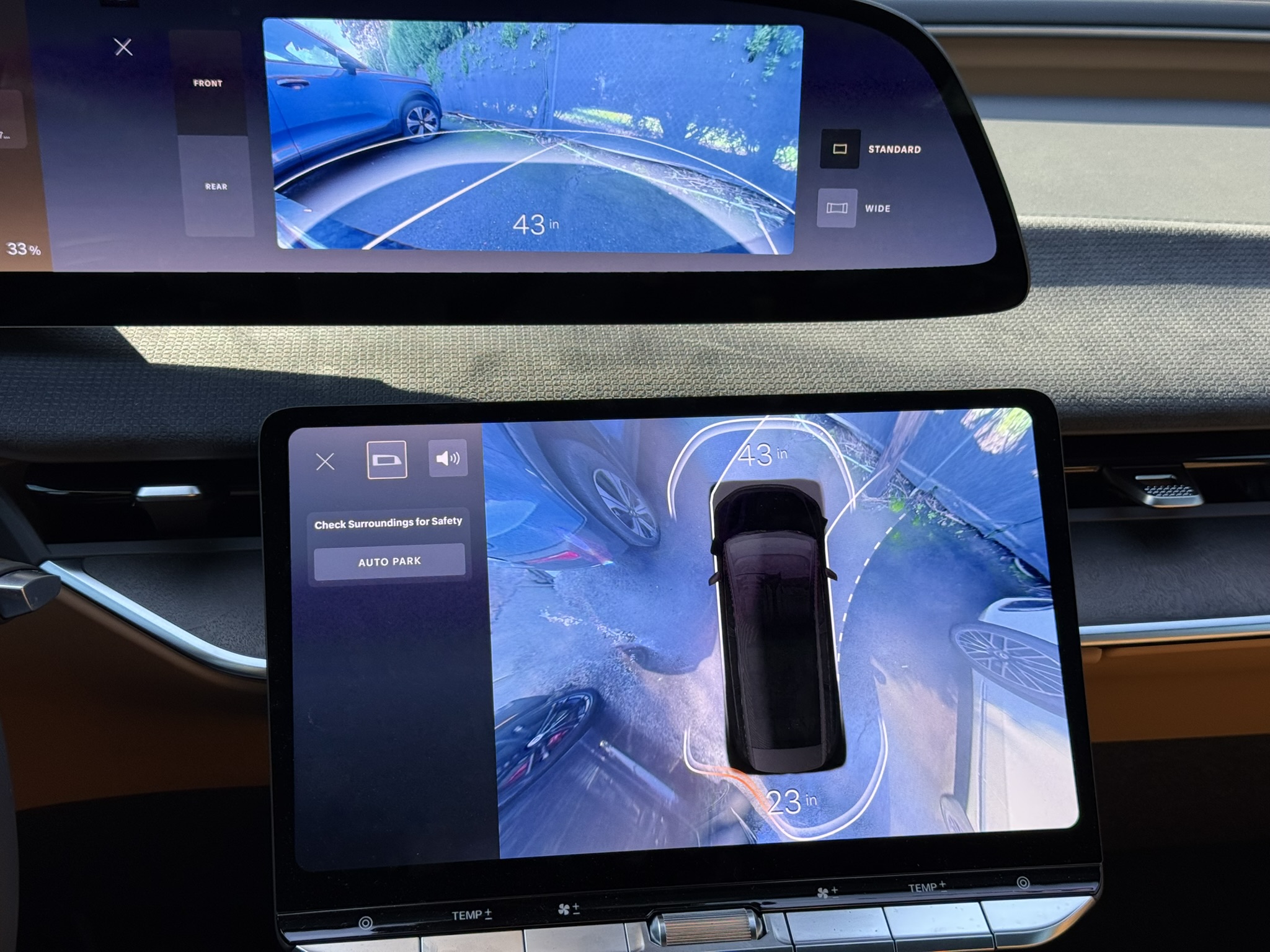 When installed correctly, the Platypus License Plate Mount should not interfere with the parking/proximity sensors. 