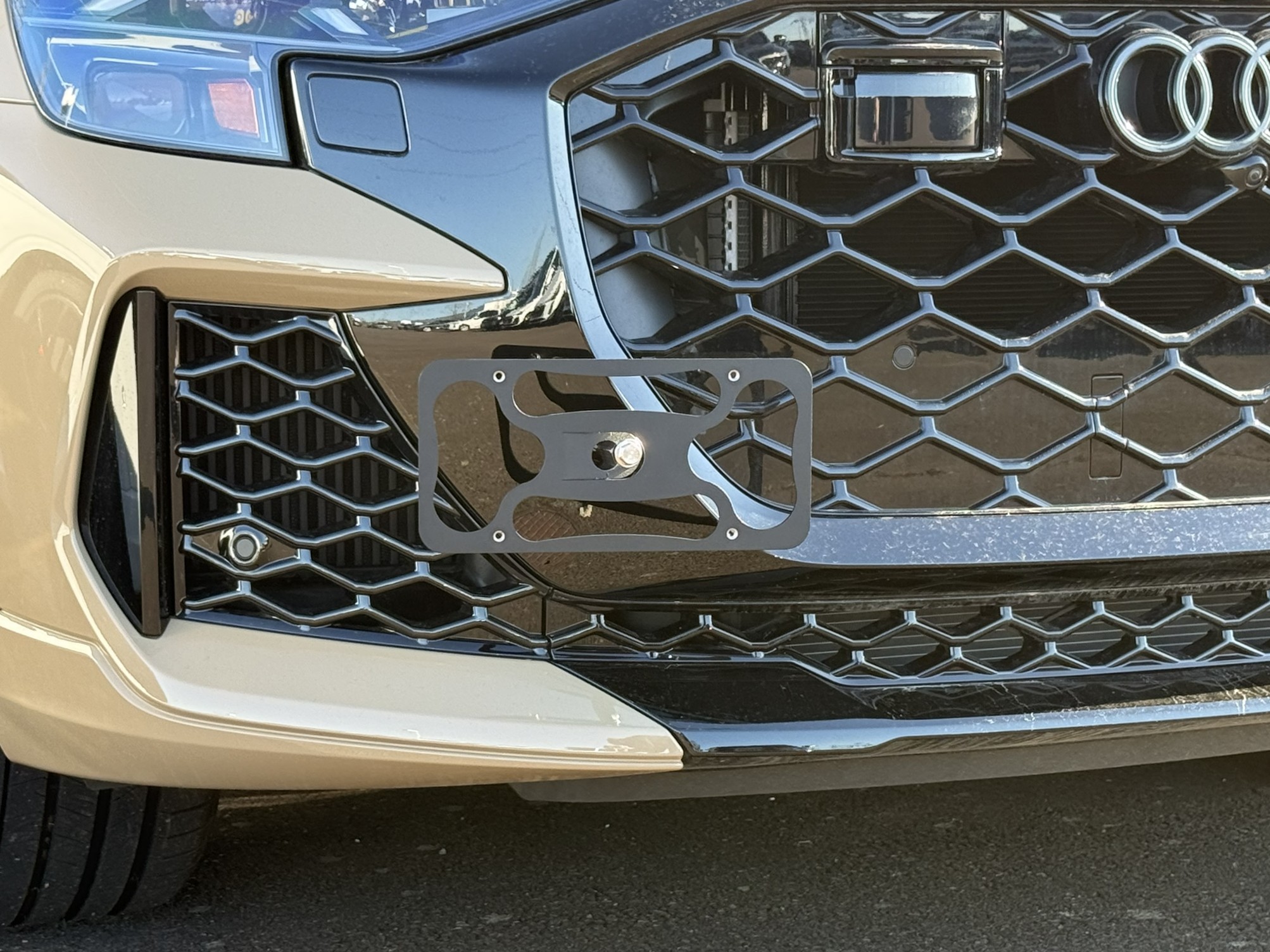 The Platypus License Plate Mount for Audi RS Q8 2020 to 2026 2025+ (Facelift)