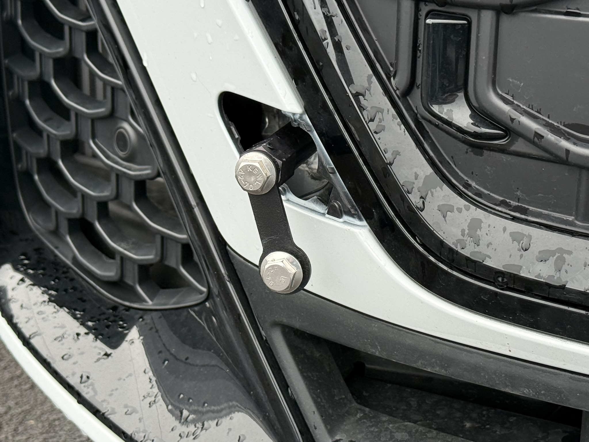 The Platypus License Plate Mount for Audi SQ8 2020 to 2026 2024+ (Facelift)