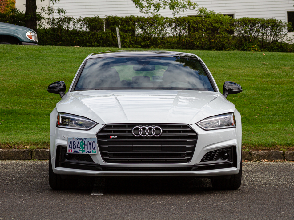 The CravenSpeed Platypus License Plate Mount installed on a 2019 Audi S5