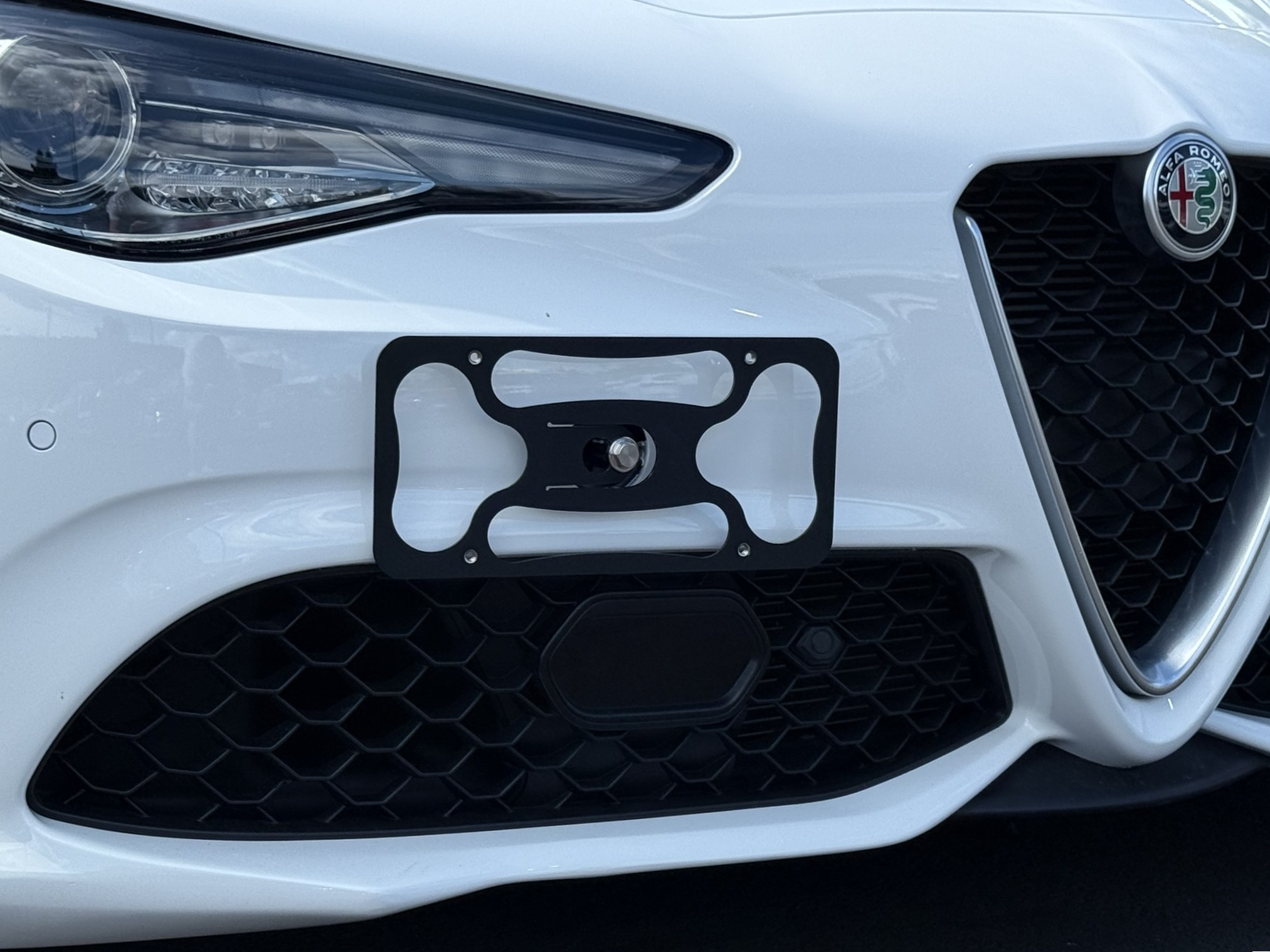 How To Install Front License Plate On Alfa Romeo Giulia: Easy Step-by-Step Guide