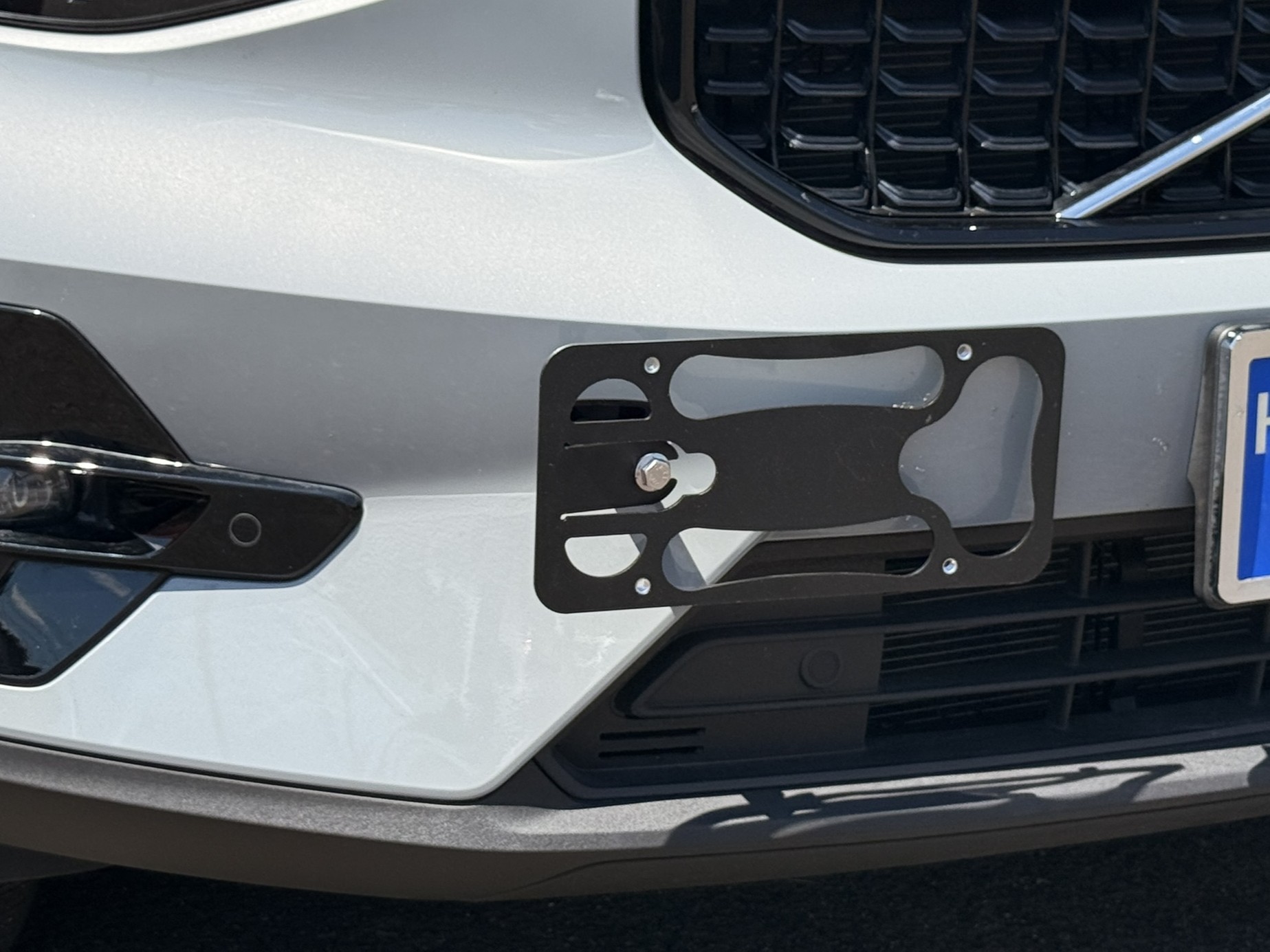 The Platypus License Plate Mount for Volvo XC40 2019 to 2025