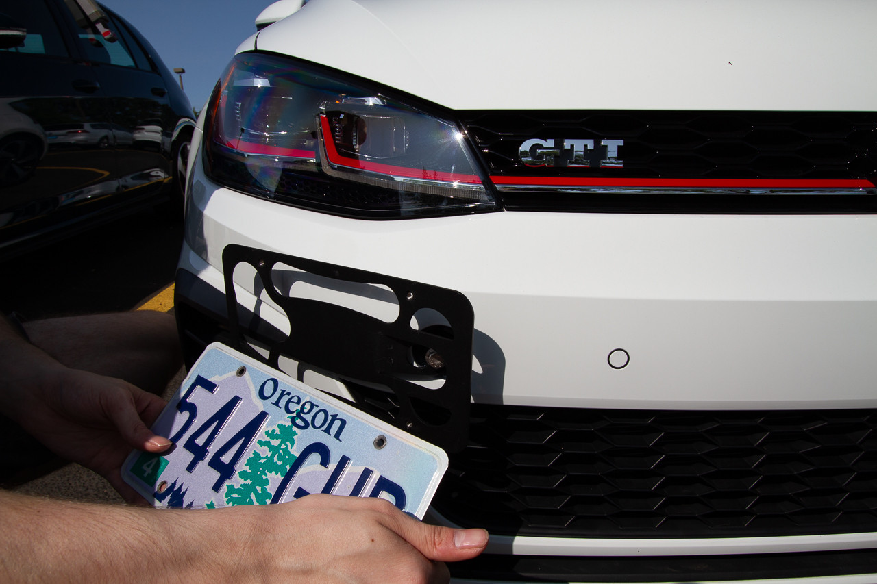 The Platypus License Plate Mount for Volkswagen Golf R A7 Typ 5G 2015 to 2019 2018-2021 (Mk7.5)