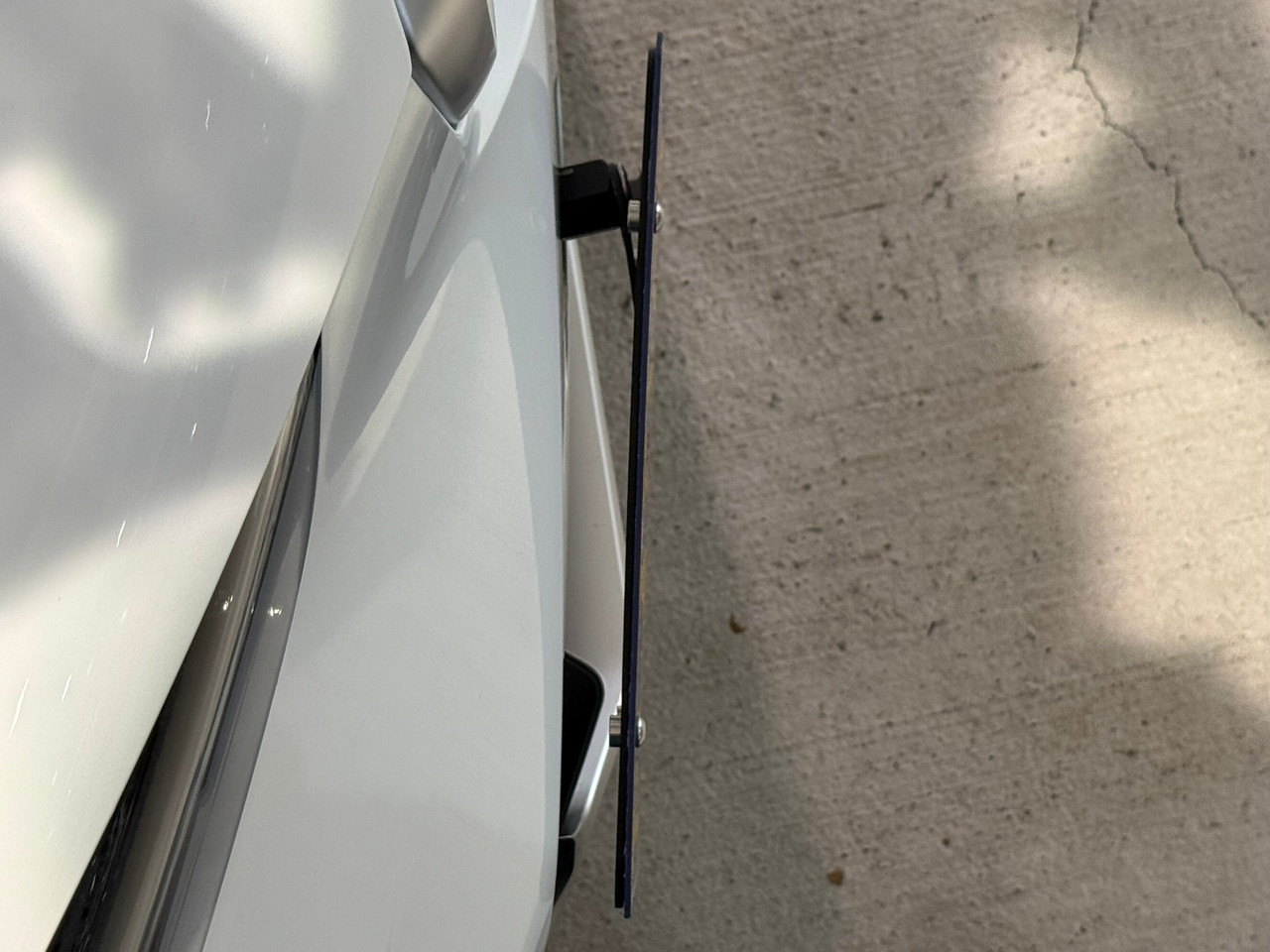 The Platypus License Plate Mount for BMW X5 G05 2019 to 2025 xDrive45e