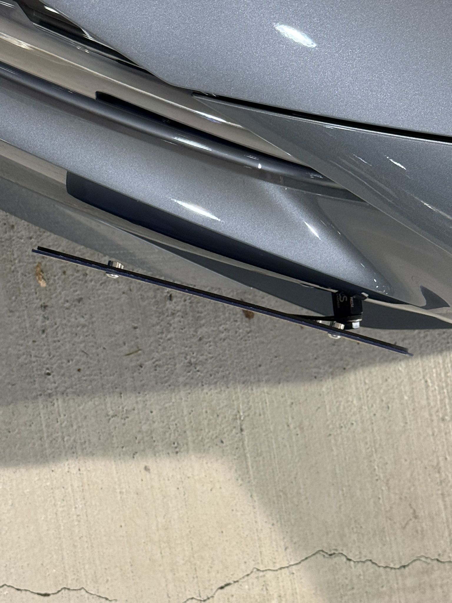 The Platypus License Plate Mount for BMW i4 2022 to 2025 eDrive40