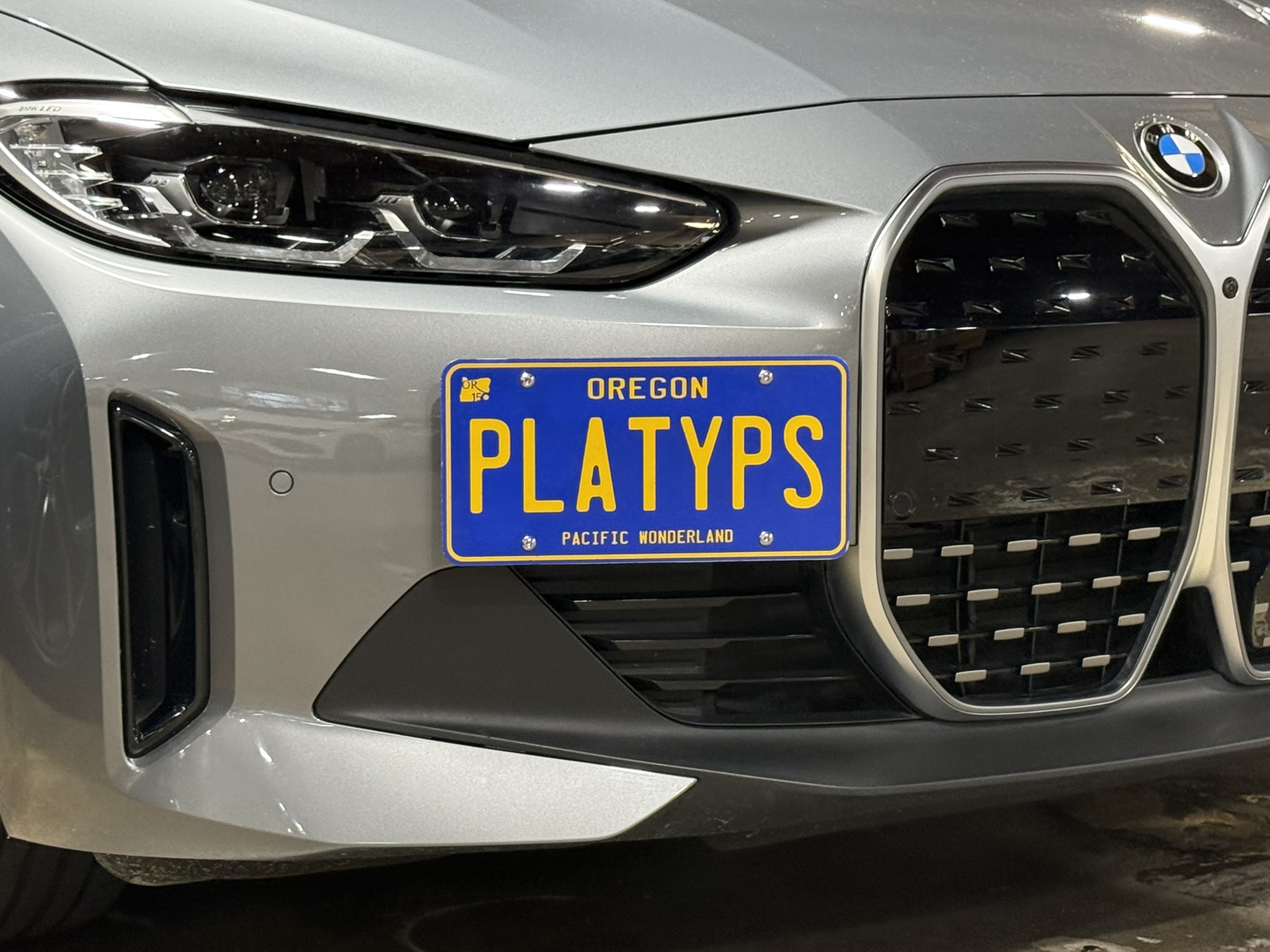 The Platypus License Plate Mount for BMW i4 2022 to 2025 eDrive35/eDrive40