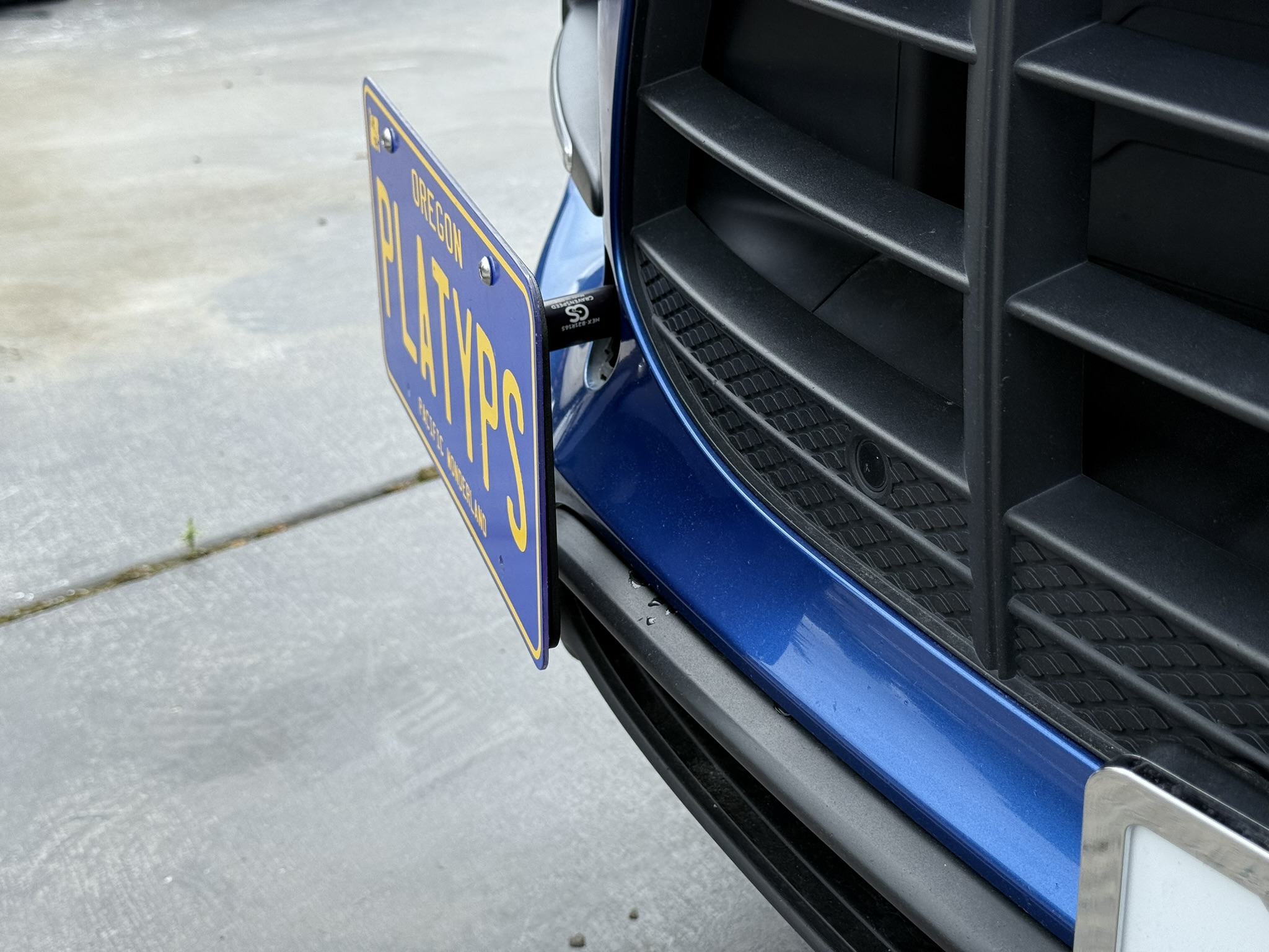 The Platypus License Plate Mount for Porsche Macan 1st gen 95B 2015 to 2025 95B.1 (2015 - 2018) Macan Turbo (2015 - 2018)