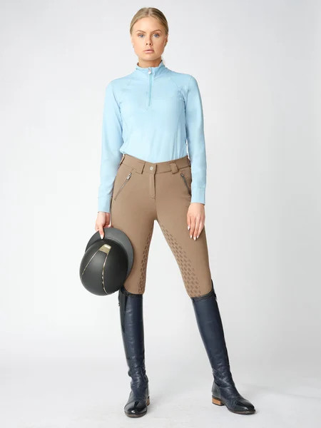 PS of Sweden Wivianne Long Sleeve Base Layer

Half-zip base layer made in technical and luxurious recycled polyamide blend. Details like stand-up collar, shaping seams and a text logo print panel at back, give the base layer its stylish and sporty look.

- Logo puller half-zip
- Technical and luxurious recycled polyamide blend
- Stand-up collar
- Shaping seams at front
- Inserted panel at back with a tonal logo print