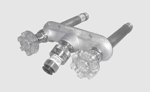 Woodford C22PX-6-MH Chrome C22PX Freezeless Hot & Cold Wall Faucet 6 Inch, Metal Handle