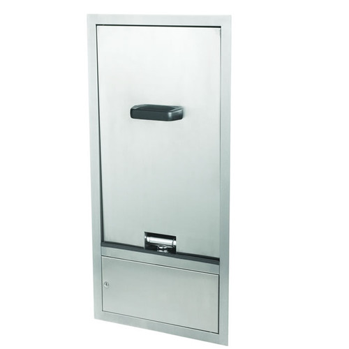 Speakman SE-575-DP - Wall mounted, swing down eye/face wash in recessed stainless steel cabinet.  Extended arms for wheelchair accessibility.  Unit includes drain pan for collecting water.