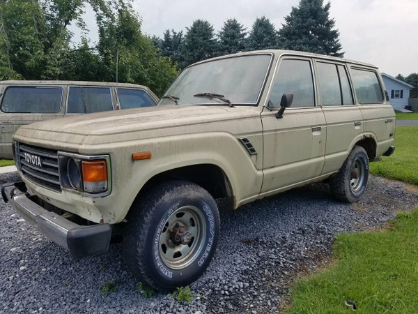 1984 Toyota FJ60 Land Cruiser Part out.