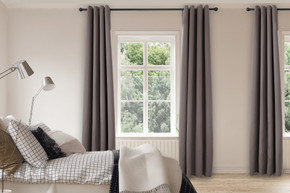 Verduisterende Gordijnen | Donker Taupe met ringen | 150 x 250 cm Verduisterende Gordijnen | Donker Taupe met ringen | 150 x 250 cm
