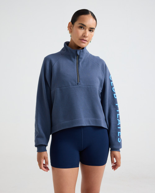 CLUB PILATES - FLEECE 1/2 ZIP - NAVY CP PUFF