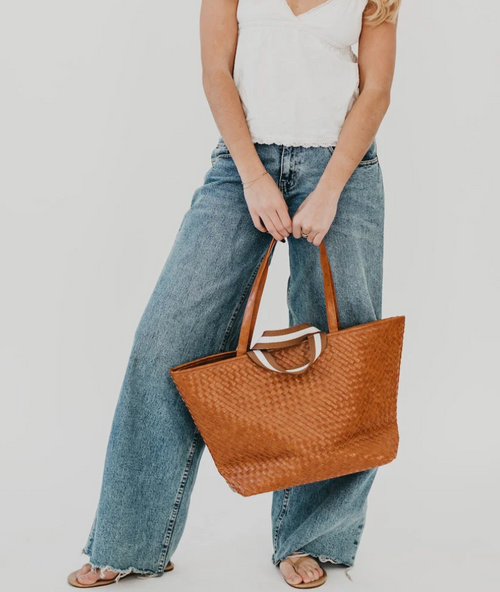 WOVEN TIFFANY TOTE - BROWN