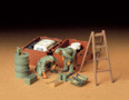  Tamiya 1/35 German Tank Engine Maintenance Crew 