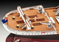  Revell 1/400 RMS Titanic 100 Year Anniversary Gift Set 