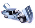Burago 1/18 Jaguar E Coupe 1961 Diecast Model   Burago 1/18 Jaguar E Coupe 1961 Diecast Model