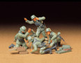  Tamiya 1/35 German Infantry Mortar Team 
