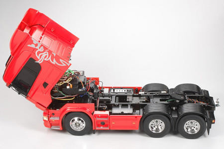Tamiya RC 1/14 Scania R620 6X4 Highline Truck Model Kit