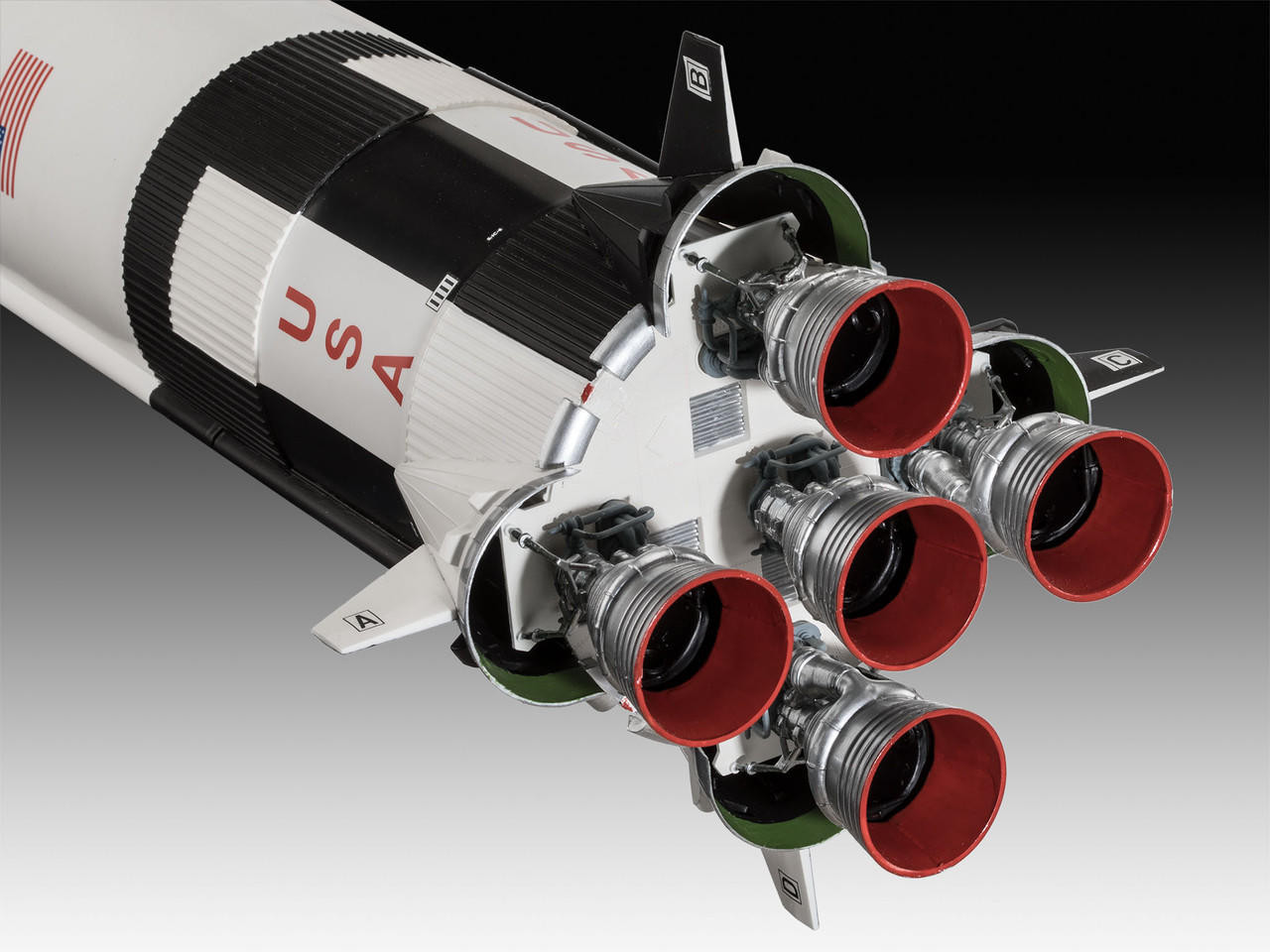 Revell 1/96 Apollo Saturn V - Wonderland Models | RV03704 | £139.99