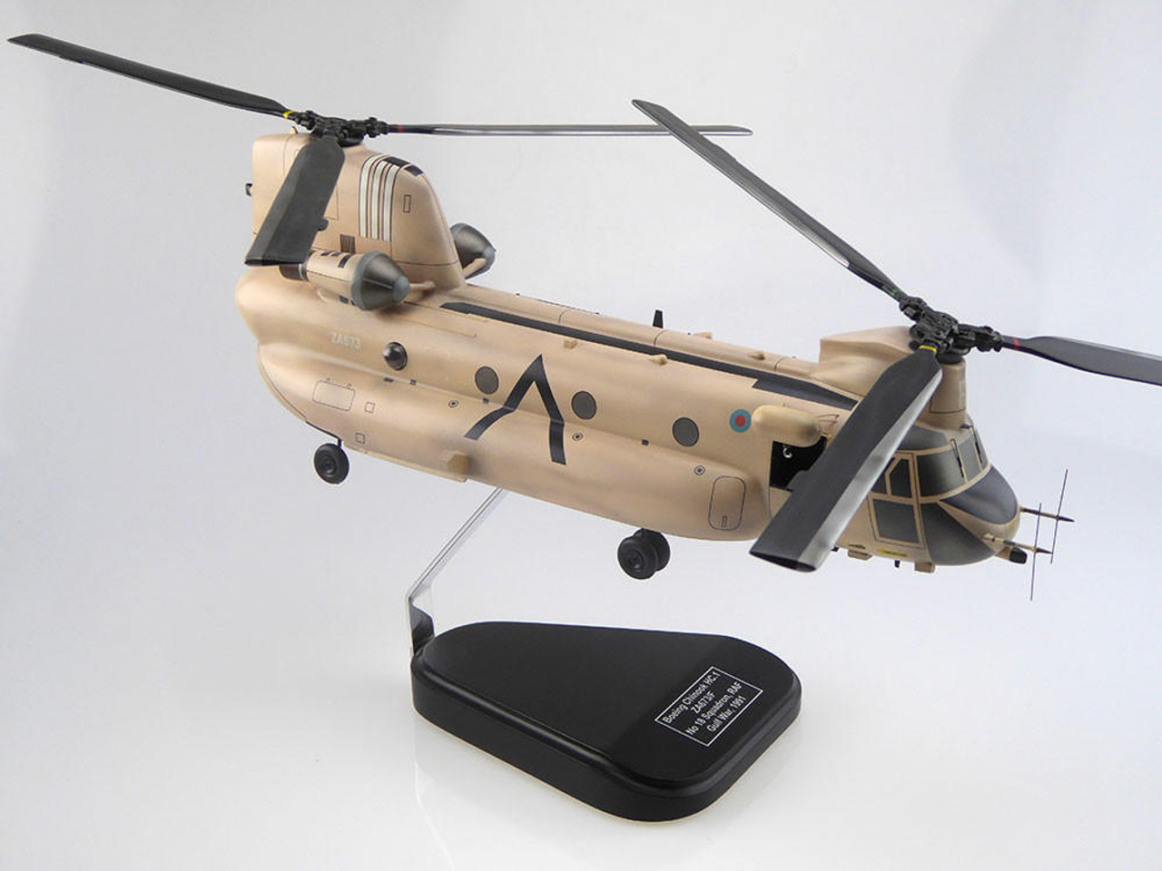 Bravo Delta Models Boeing Chinook Hc 1 Za673 F Model Helicopter