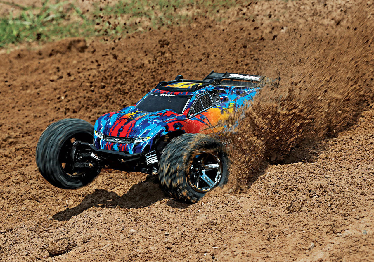 Traxxas RUSTLER 4X4 VXL ラジコン 67376-4-Rustler-4x4-VXL-3QTR-