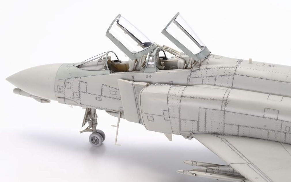 Tamiya 1/48 McDonnell Douglas F-4B Phantom II - Wonderland Models