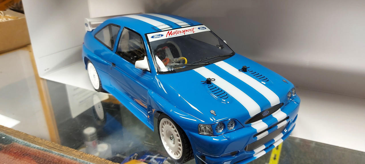 タミヤ　TT02  1998 FORD ESCORT CUSTOM 新品未組立て Tamiya 1/10 1998 Ford Escort Custom TT-02 4x4 On-Road